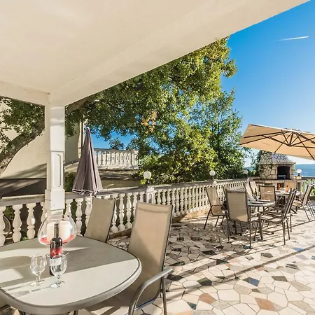 Mit Privater Terrasse Und Meerblick Crikvenica