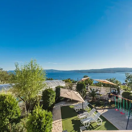 Mit Privater Terrasse Und Meerblick Apartment *