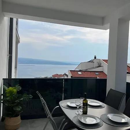 Mit Privater Terrasse Und Meerblick Crikvenica