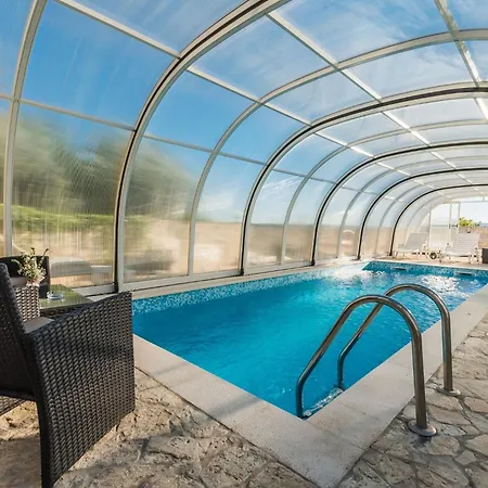 Mit Privater Terrasse Und Meerblick * Crikvenica